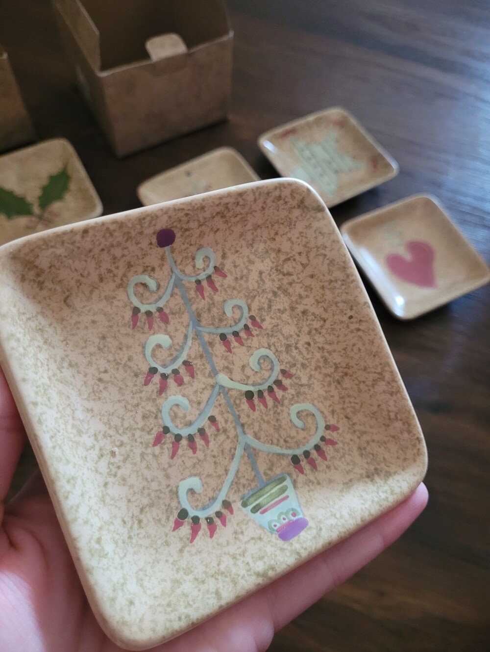 Vtg Pfaltzgraff 2 Sets of Tidbit Holiday Plates, 4 Each